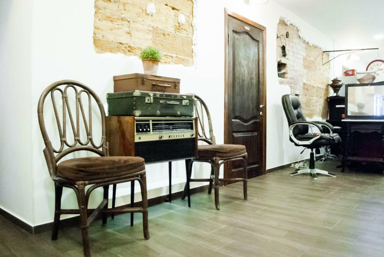 Hostel Uyutniy Dvorik Odessa Extérieur photo